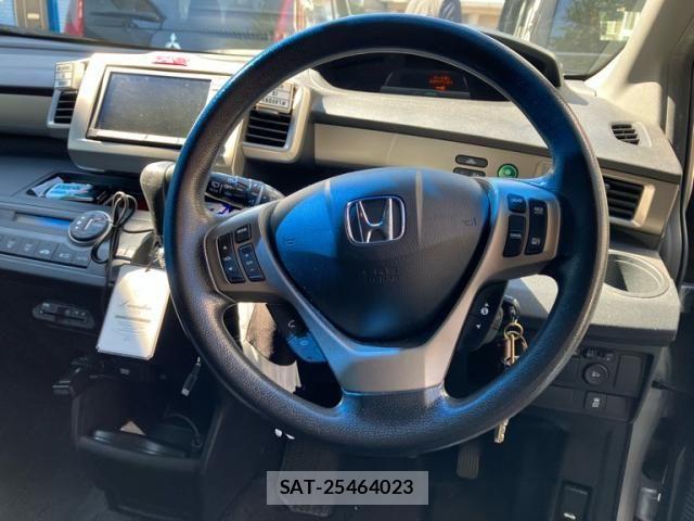 Honda FREED SPIKE 2011-12 8871075-18