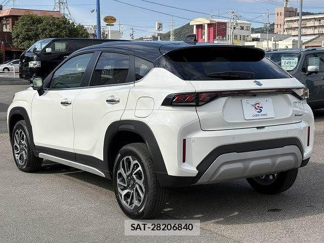 Suzuki Fronx 2024-10 1743246-16