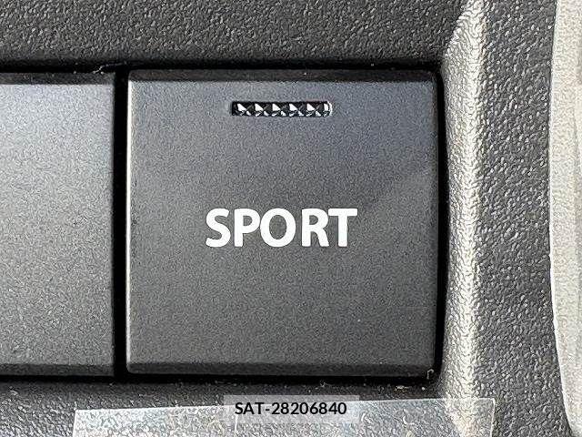 Suzuki Fronx 2024-10 1743246-8
