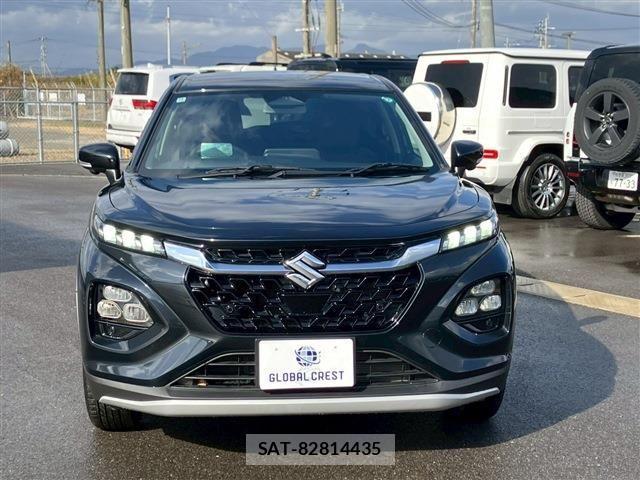 Suzuki Fronx 2024-10 2319473-2