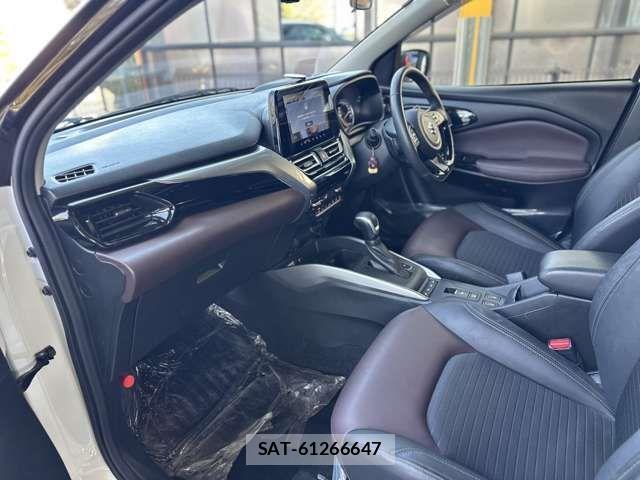 Suzuki Fronx 2024-10 3374062-18