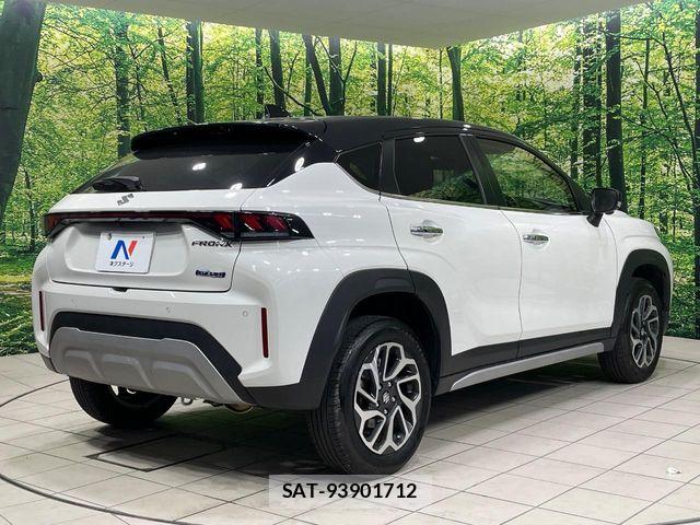 Suzuki Fronx 2025-06 6612039-16