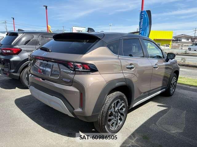 Suzuki Fronx 2024-10 6612044-24