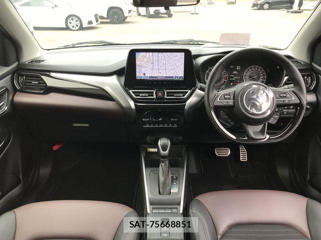 Suzuki Fronx 2025-10 6612043-1