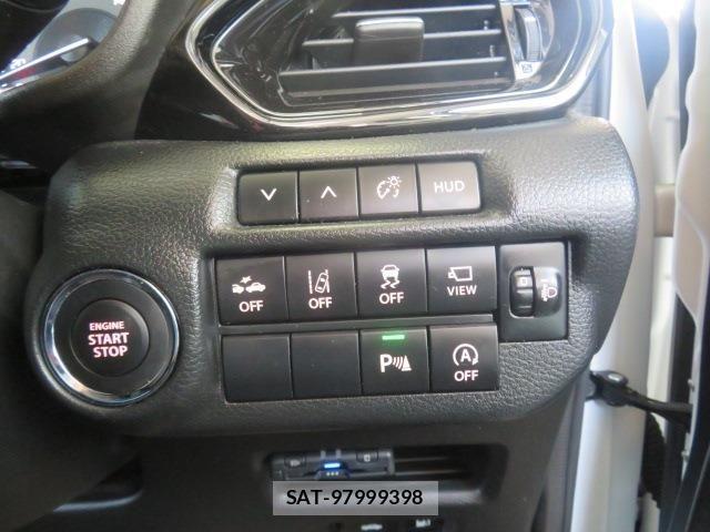 Suzuki Fronx 2025-04 6905724-12