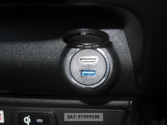 Suzuki Fronx 2025-04 6905724-15