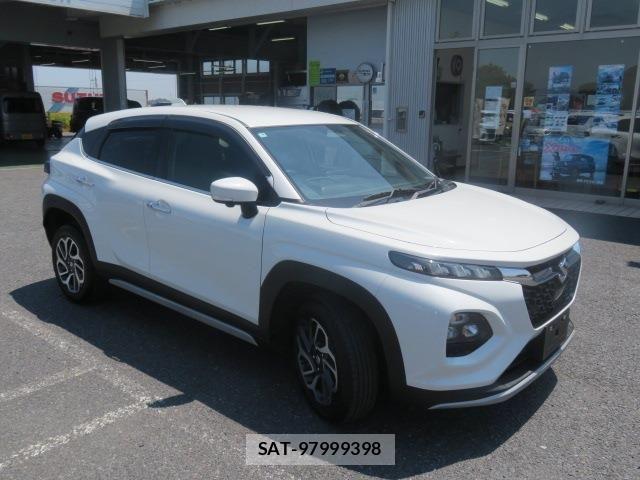 Suzuki Fronx 2025-04 6905724-2