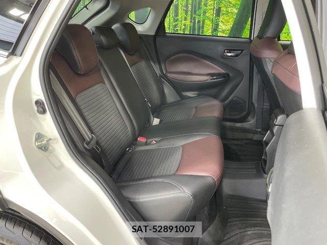 Suzuki Fronx 2025-04 7218979-8