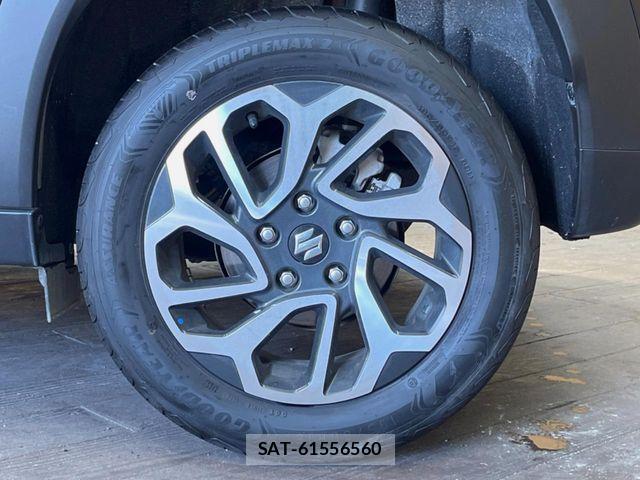 Suzuki Fronx 2025-09 7218982-13