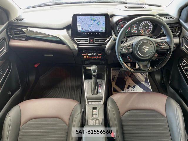 Suzuki Fronx 2025-09 7218982-1