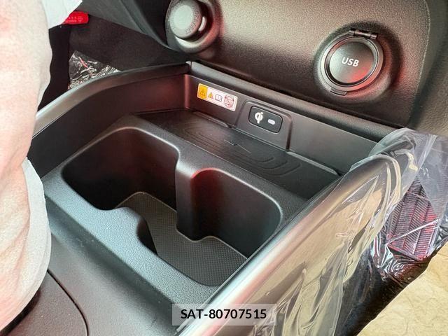 Suzuki Fronx 2025-11 7218989-19