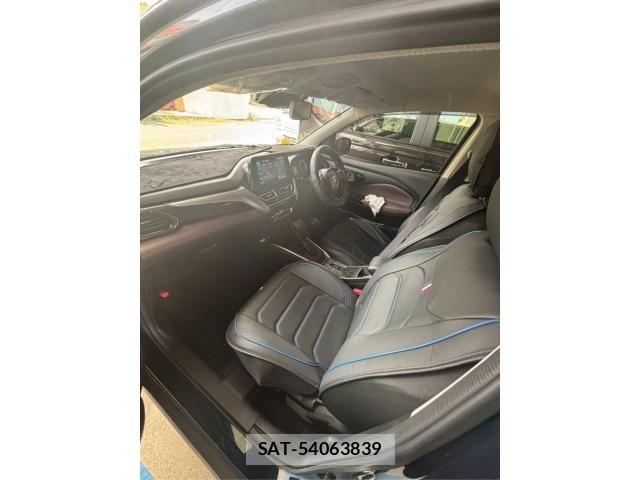 Suzuki Fronx 2025-12 7327234-13