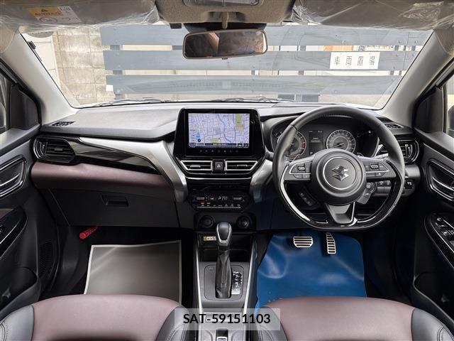 Suzuki Fronx 2024-12 7616757-11