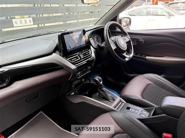Suzuki Fronx 2024-12 7616757-14