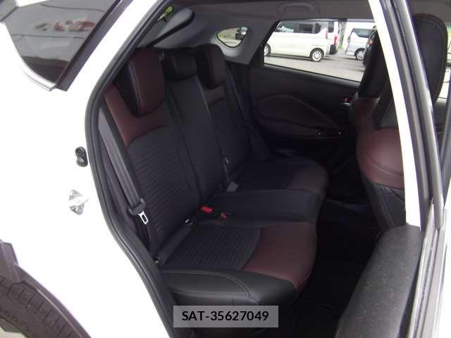 Suzuki Fronx 2025-02 7616754-16