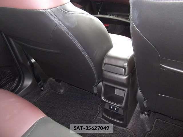 Suzuki Fronx 2025-02 7616754-17