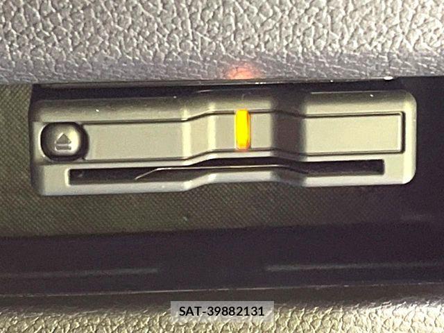 Suzuki Fronx 2024-10 7723630-6
