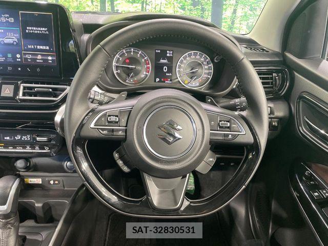 Suzuki Fronx 2024-10 7785192-10