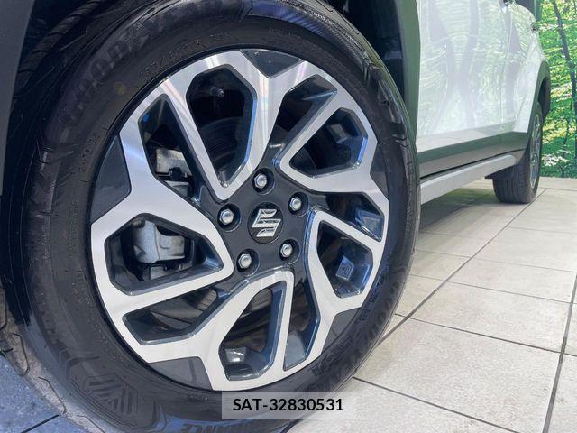 Suzuki Fronx 2024-10 7785192-12