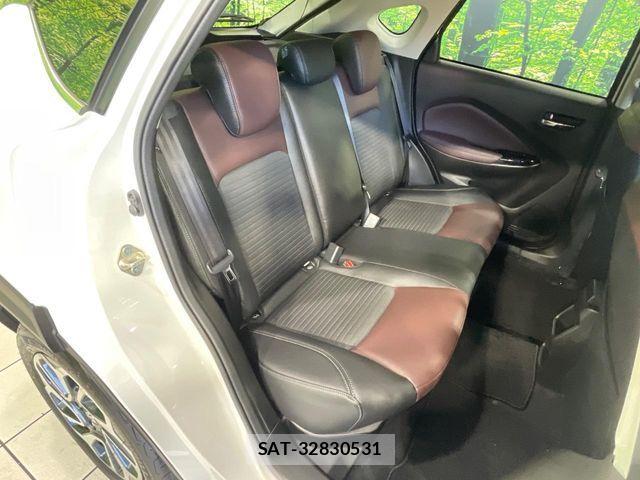 Suzuki Fronx 2024-10 7785192-8