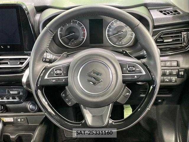 Suzuki Fronx 2025-03 7876615-10