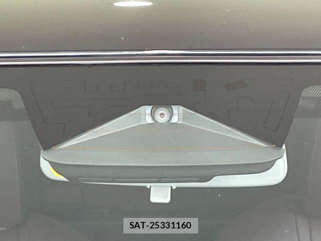 Suzuki Fronx 2025-03 7876615-2