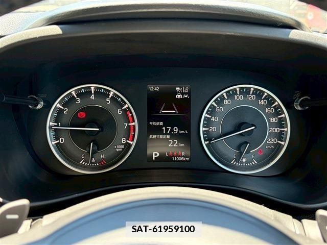 Suzuki Fronx 2025-02 7979319-18