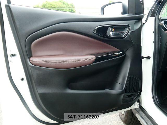 Suzuki Fronx 2025-09 8035716-28