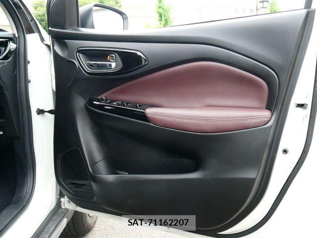 Suzuki Fronx 2025-09 8035716-29