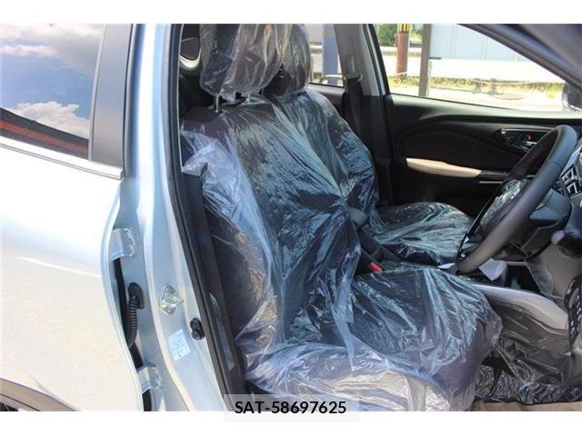 Suzuki Fronx 2026-07 8245268-19