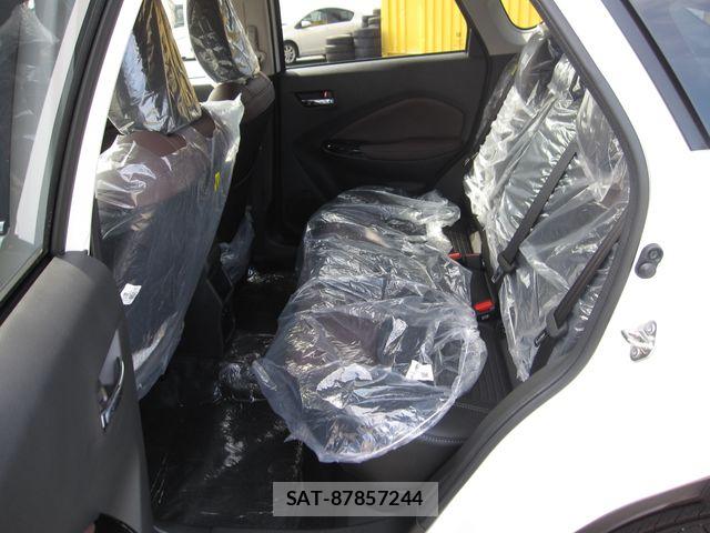 Suzuki Fronx 2026-06 8314602-11