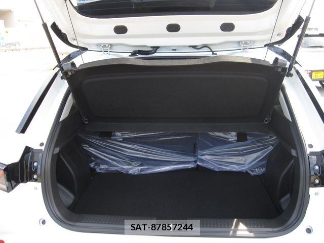 Suzuki Fronx 2026-06 8314602-12