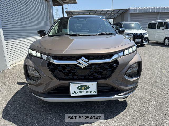 Suzuki Fronx 2025-03 8314600-27