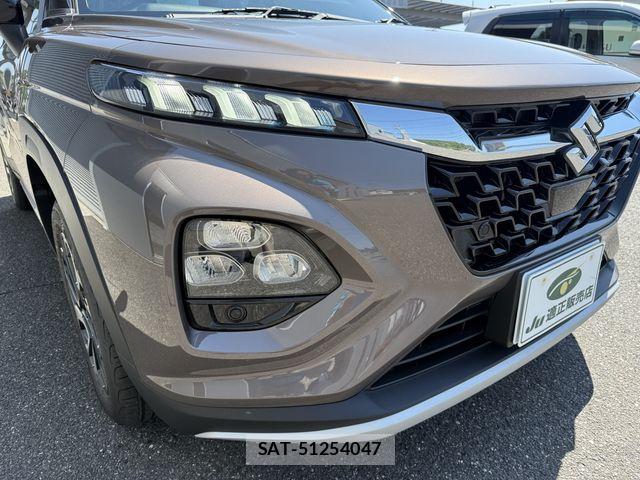 Suzuki Fronx 2025-03 8314600-28