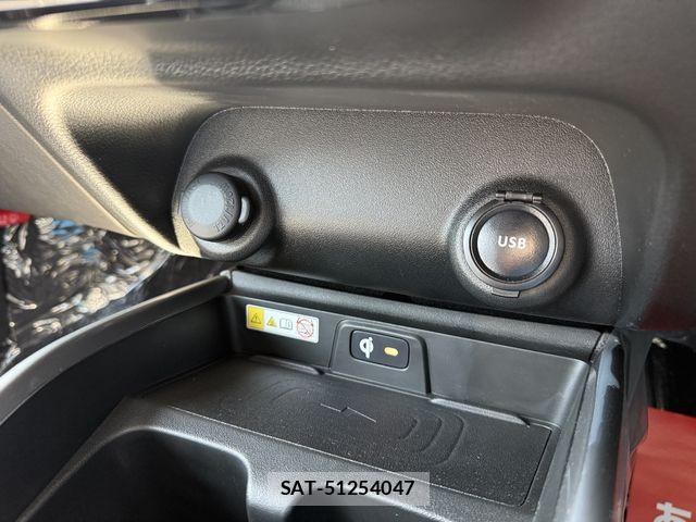 Suzuki Fronx 2025-03 8314600-6