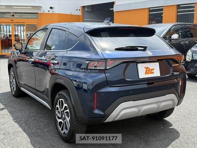 Suzuki Fronx 2025-07 8314597-12