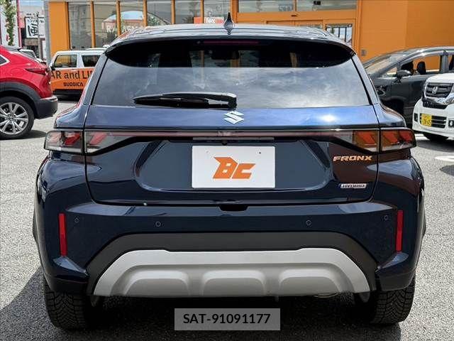 Suzuki Fronx 2025-07 8314597-13