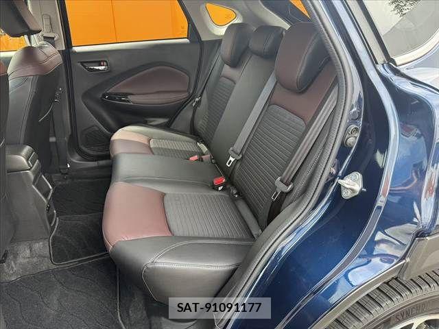 Suzuki Fronx 2025-07 8314597-17