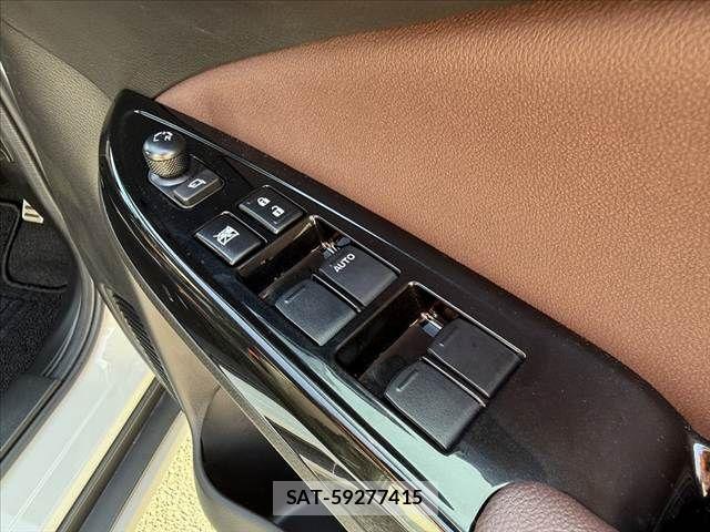 Suzuki Fronx 2026-03 8412611-29