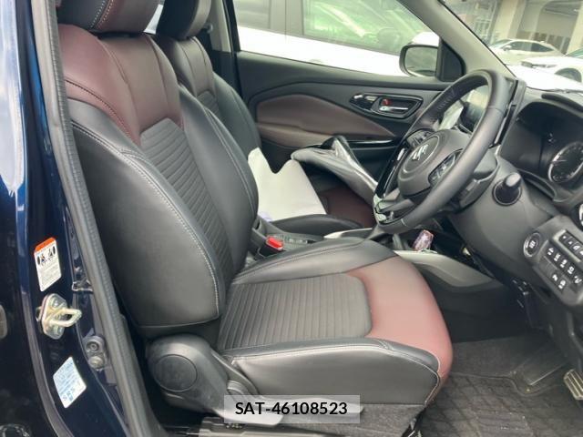 Suzuki Fronx 2024-12 8412612-17
