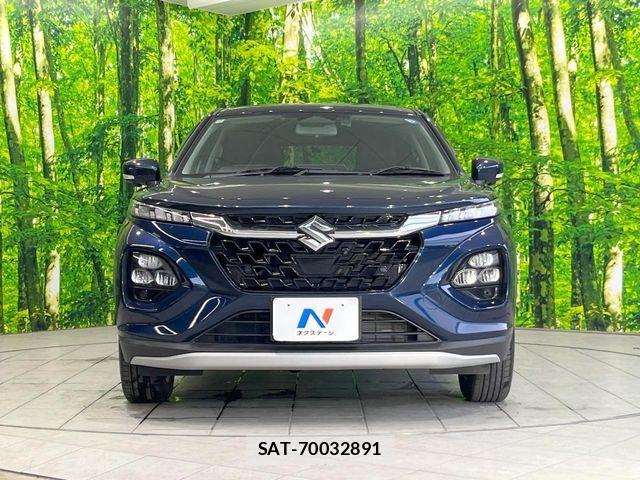 Suzuki Fronx 2024-10 8437722-13