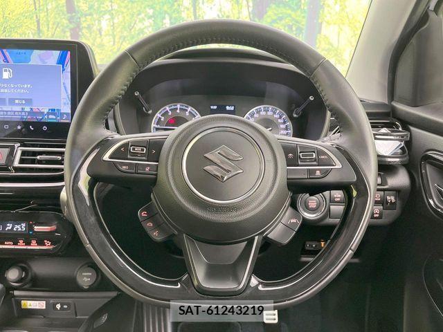 Suzuki Fronx 2025-01 8525003-10
