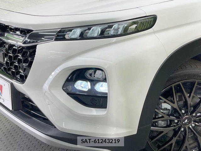 Suzuki Fronx 2025-01 8525003-11