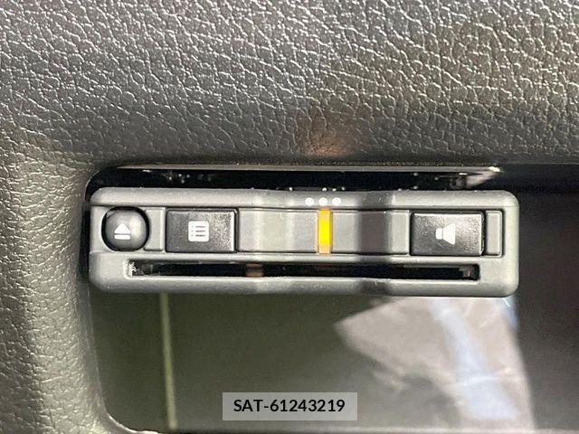 Suzuki Fronx 2025-01 8525003-6