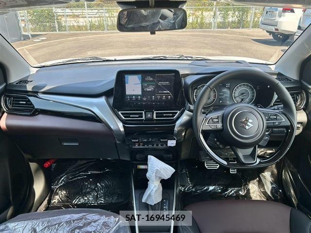 Suzuki Fronx 2026-08 8562024-13