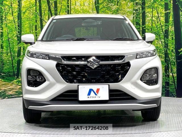 Suzuki Fronx 2025-07 8742377-15