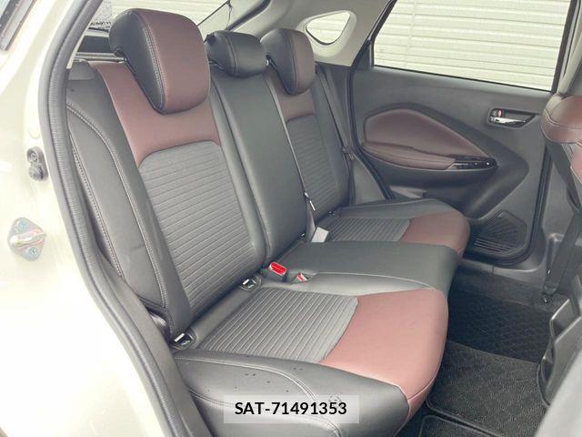 Suzuki Fronx 2025-08 8780402-9