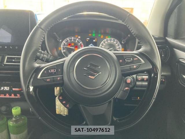 Suzuki Fronx 2025-02 8829206-13