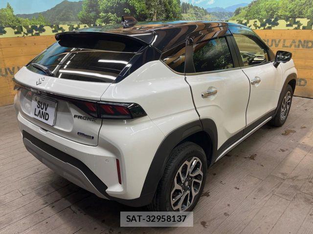 Suzuki Fronx 2025-09 8829207-16