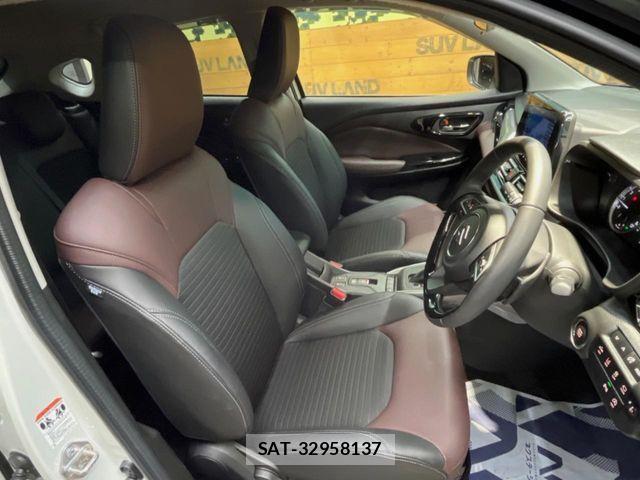 Suzuki Fronx 2025-09 8829207-7